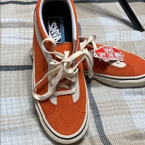 NWT vans suede Bold ni shoes